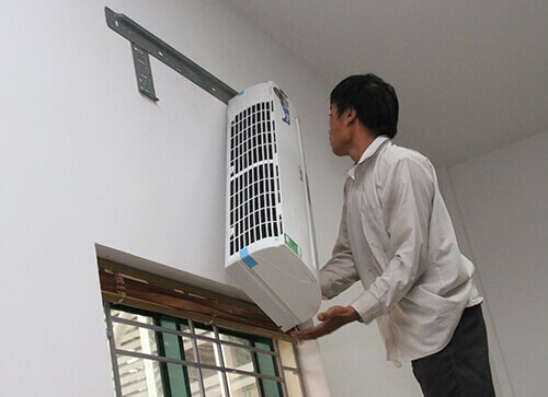 Dịch vụ tháo lắp di dời máy lạnh giá rẻ quận Tân Phú - Dịch Vụ Dọn Nhà